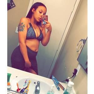 Meet your Posher, Maci